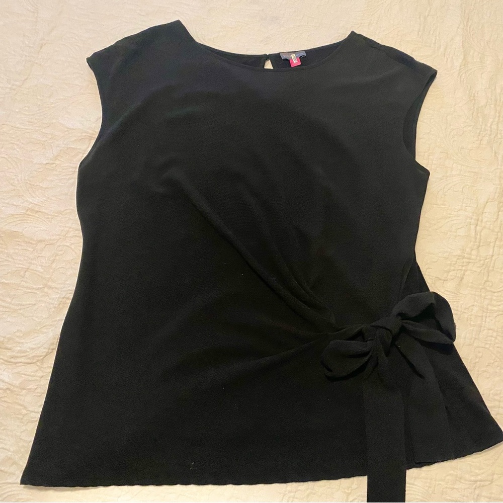 Vince Camuto Black Sleeveless Side Tie Blouse Size L